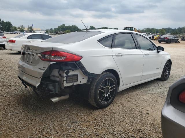 3FA6P0LU9JR269738 - 2018 FORD FUSION SE HYBRID WHITE photo 3