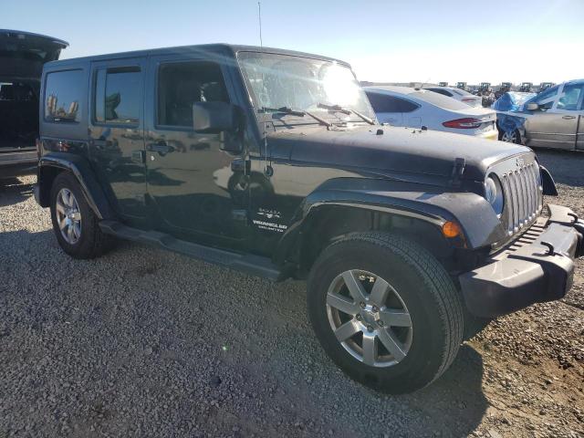 1C4BJWEG4HL560452 - 2017 JEEP WRANGLER U SAHARA BLACK photo 4