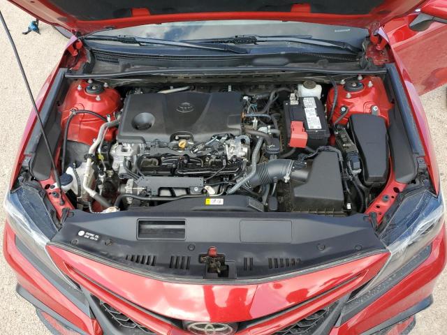 4T1G11AK6MU426481 - 2021 TOYOTA CAMRY SE RED photo 11