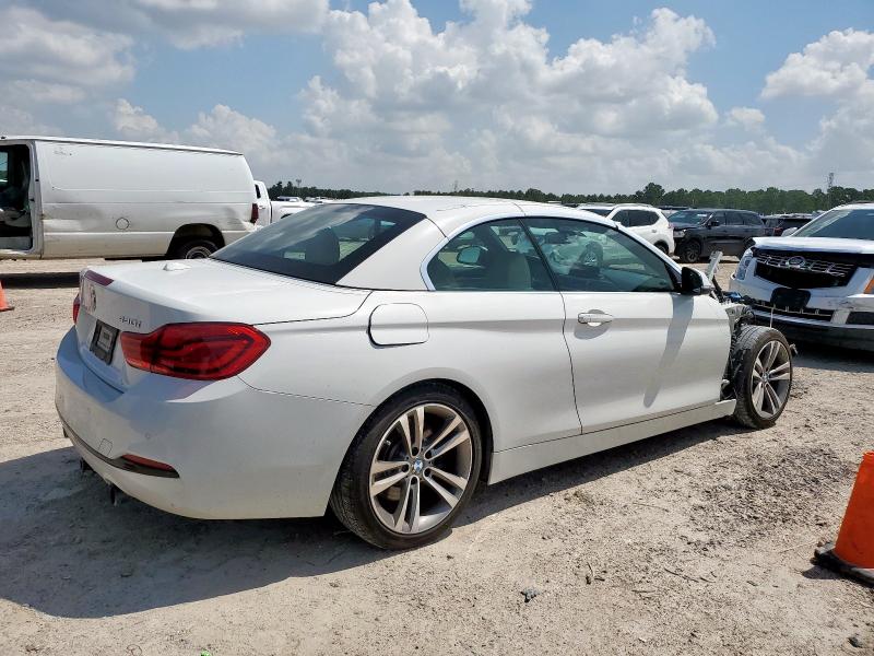 WBA4Z5C5XKEE17319 - 2019 BMW 440I WHITE photo 3