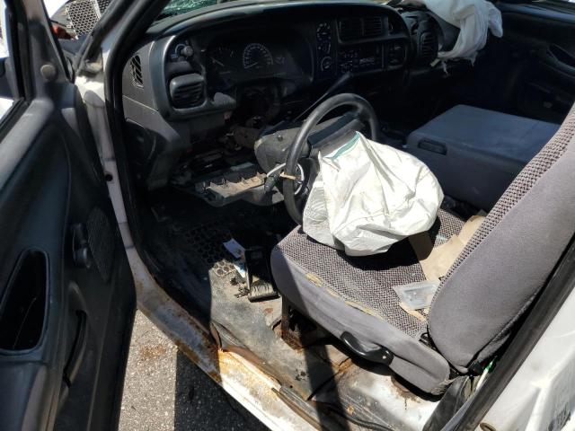 3B7KC26Z7WM247944 - 1998 DODGE RAM 2500 白色 照片 8