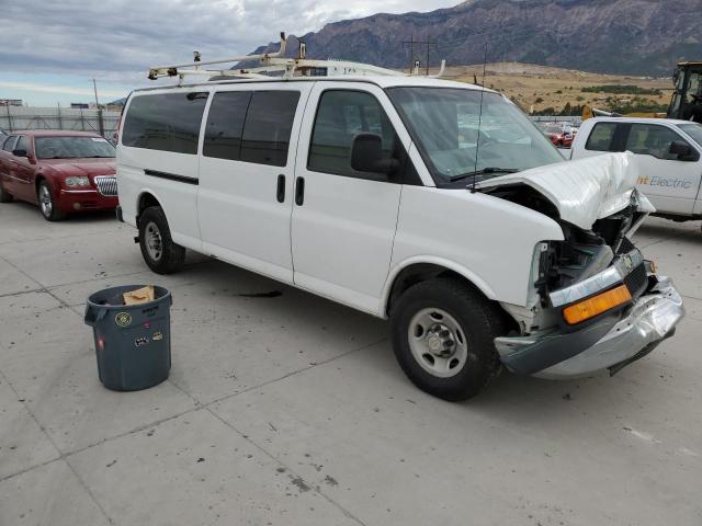 1GAZG1FA7C1169951 - 2012 CHEVROLET EXPRESS G3 LT WHITE photo 4