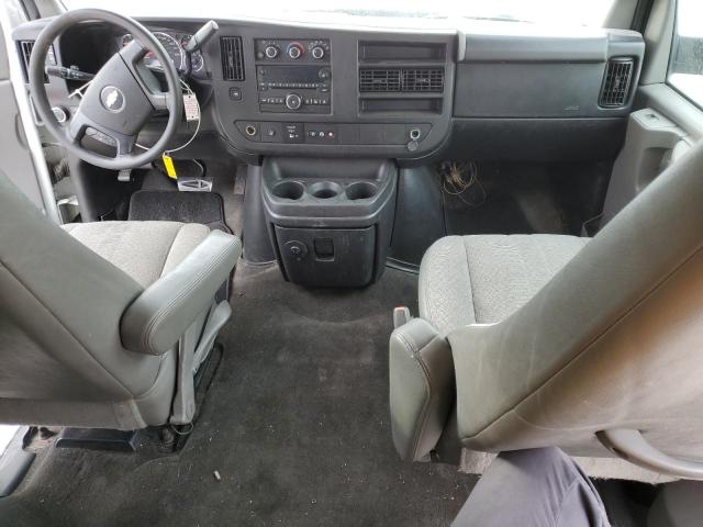 1GAZG1FA7C1169951 - 2012 CHEVROLET EXPRESS G3 LT WHITE photo 8