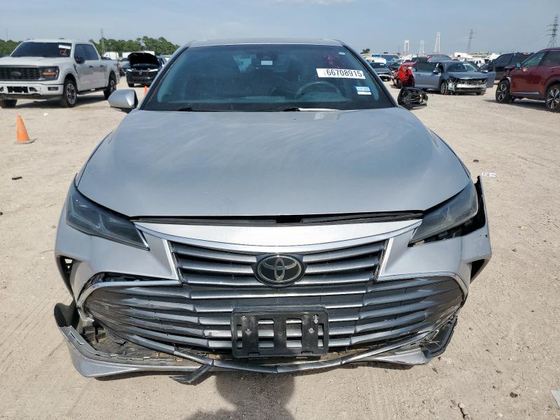 4T1BZ1FB8KU012000 - 2019 TOYOTA AVALON XLE SILVER photo 5