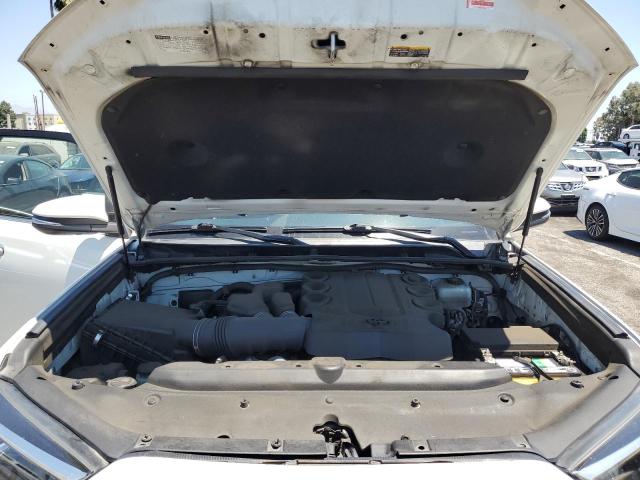 JTEBU5JR8J5588155 - 2018 TOYOTA 4RUNNER SR5/SR5 PREMIUM WHITE photo 12