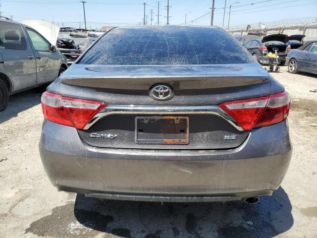 4T1BF1FK0HU799123 - 2017 TOYOTA CAMRY LE GRAY photo 6