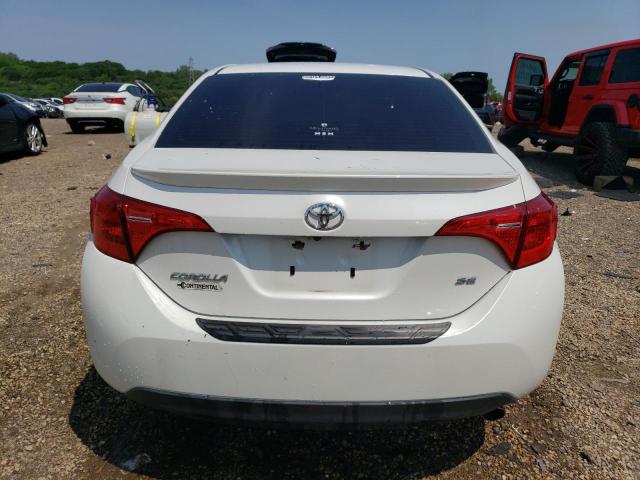 5YFBURHEXJP777441 - 2018 TOYOTA COROLLA L თეთრი ფოტო 6