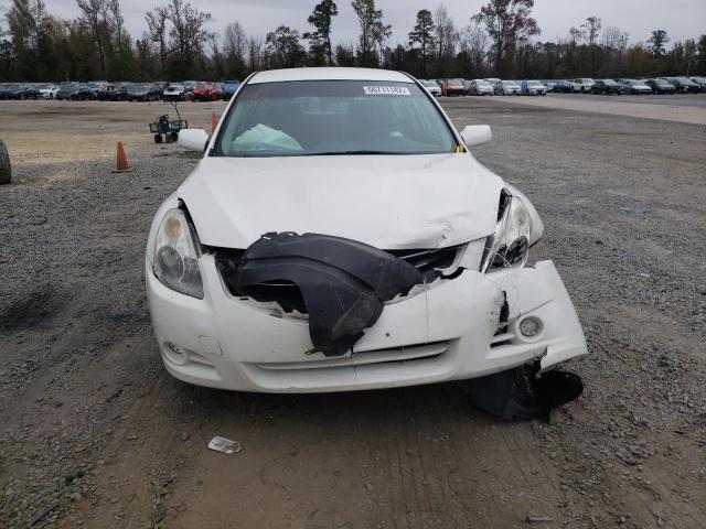 1N4AL2AP2BC104175 - 2011 NISSAN ALTIMA BASE WHITE photo 9