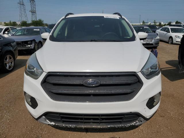 1FMCU0GD7HUC63502 - 2017 FORD ESCAPE SE თეთრი ფოტო 5