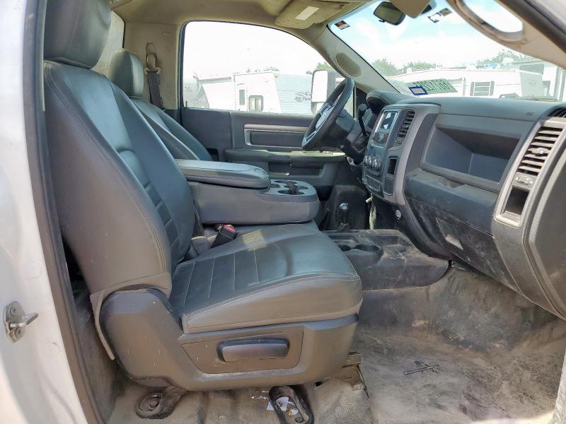 3C7WRTAL2JG394840 - 2018 RAM 3500 白色 照片 10