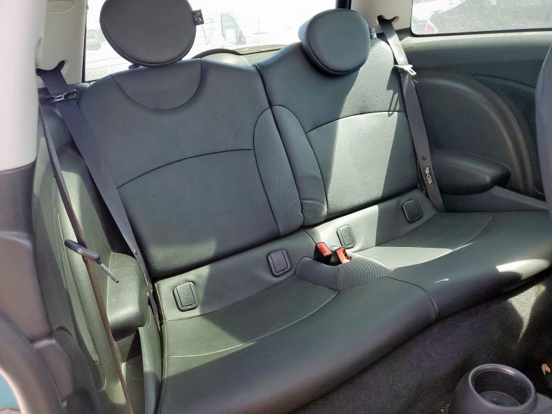 WMWMF3C51ATZ62345 - 2010 MINI COOPER ტურკოუსი ფოტო 10