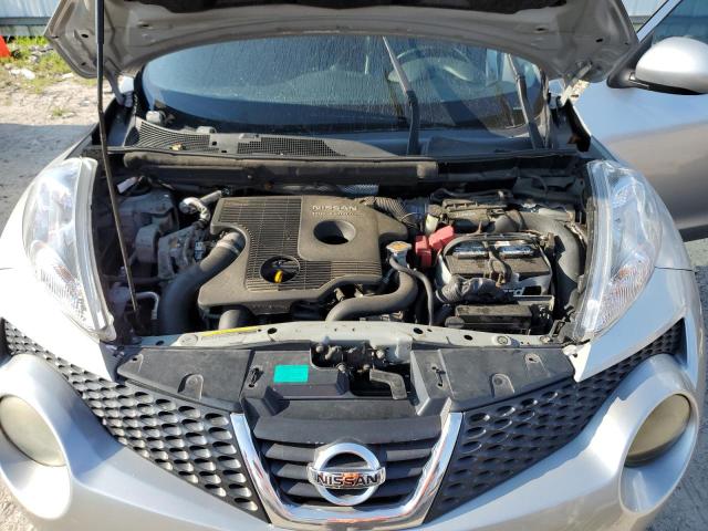 JN8AF5MV9BT015463 - 2011 NISSAN JUKE S SILVER photo 12