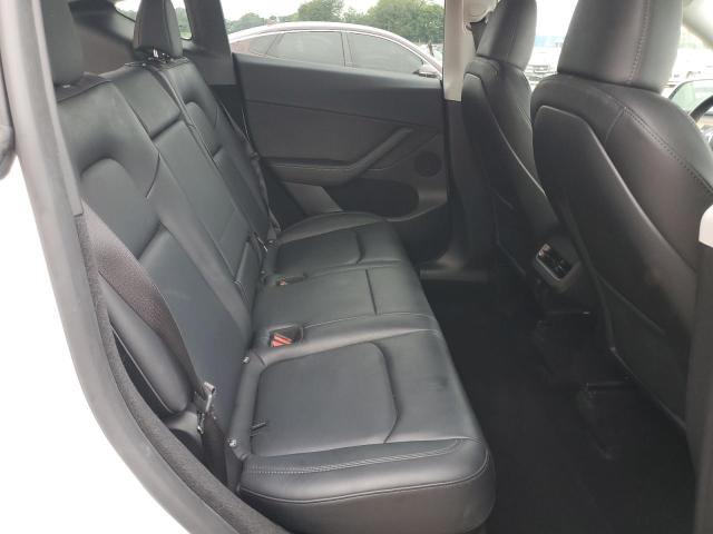 7SAYGDEEXPF781926 - 2023 TESLA MODEL Y WHITE photo 11