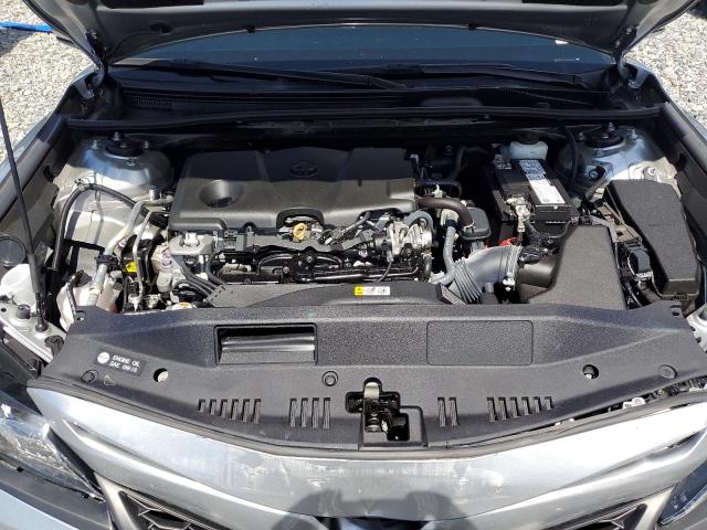 4T1G11AK8NU690674 - 2022 TOYOTA CAMRY SE ვერცხლისფერი ფოტო 11