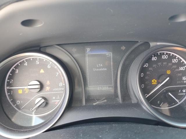 4T1G11AK8NU690674 - 2022 TOYOTA CAMRY SE ვერცხლისფერი ფოტო 9