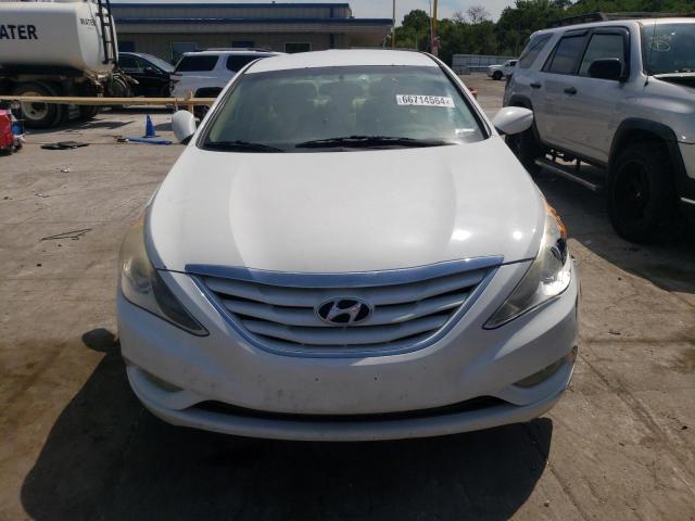 5NPEB4AC9DH603361 - 2013 HYUNDAI SONATA GLS WHITE photo 5