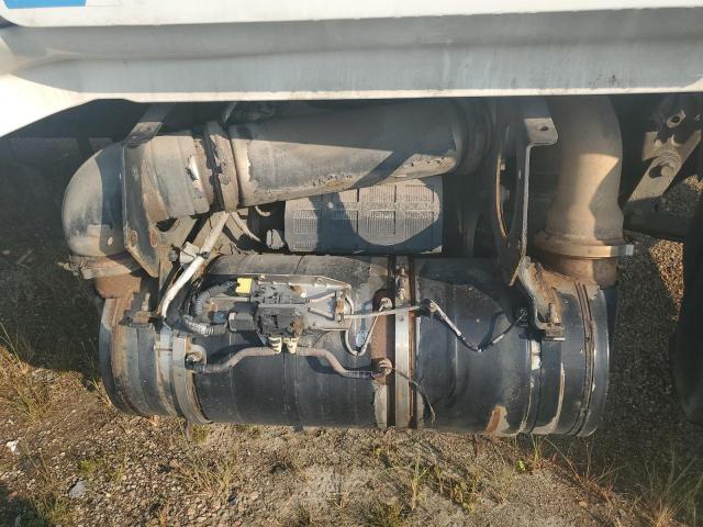 3AKJGLBG8GSHT7581 - 2016 FREIGHTLINER CASCADIA 1 WHITE photo 4