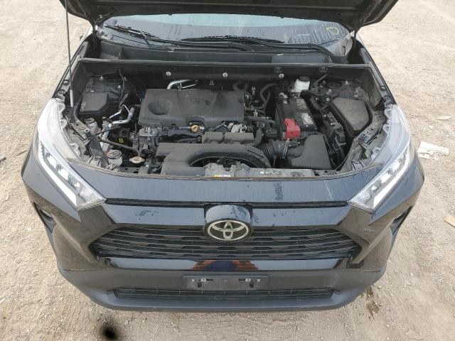 2T3P1RFV9MC211607 - 2021 TOYOTA RAV4 XLE BLACK photo 11