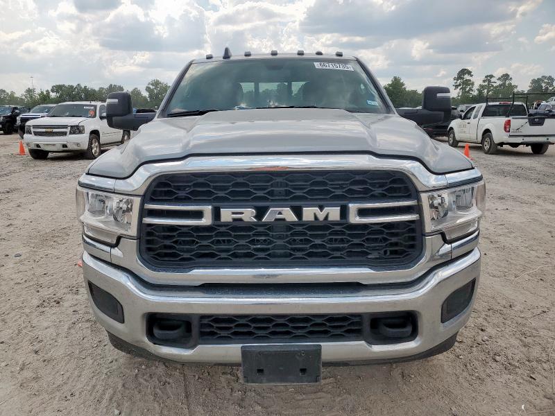 3C6UR5CL8RG370929 - 2024 RAM 2500 TRADESMAN Մոխրագույն լուսանկար 5