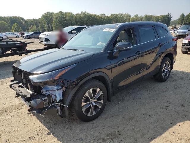 5TDGZRBH2NS226721 - 2022 TOYOTA HIGHLANDER XLE BLACK photo 1
