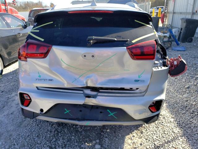 KNDCB3LC4L5442933 - 2020 KIA NIRO LX SILVER photo 9