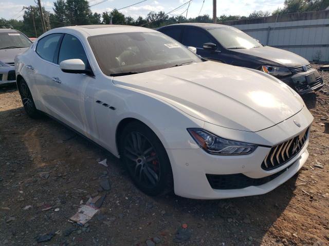 ZAM57YTA1J1270866 - 2018 MASERATI GHIBLI S WHITE photo 4