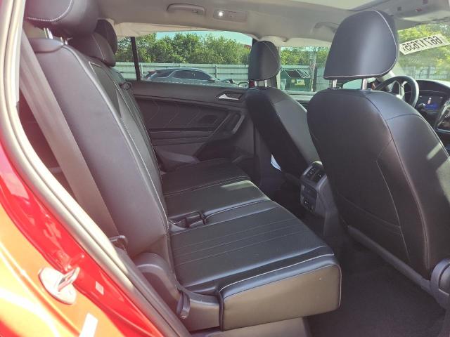 3VV3B7AX1NM079468 - 2022 VOLKSWAGEN TIGUAN SE MAROON photo 10