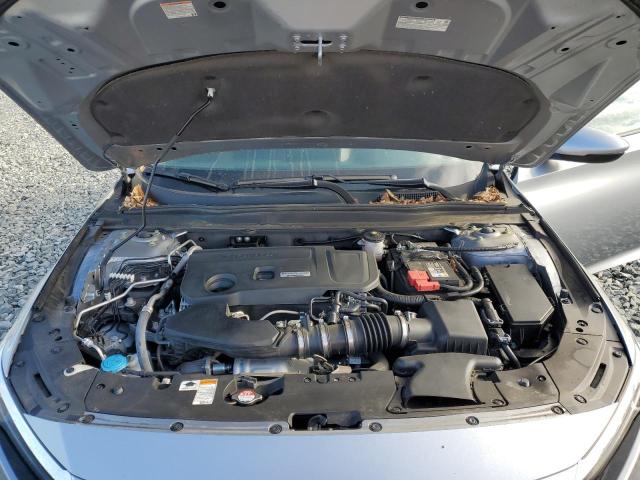 1HGCV2F53LA010972 - 2020 HONDA ACCORD EXL SILVER photo 11