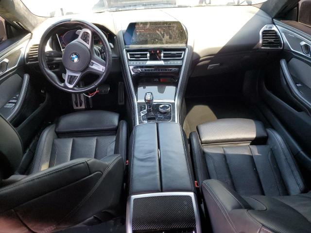 WBAGV8C07LCE18973 - 2020 BMW M850XI GRAY photo 8