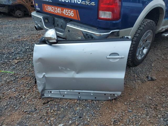 WVGAV7AX4HK022153 - 2017 VOLKSWAGEN TIGUAN S SILVER photo 13