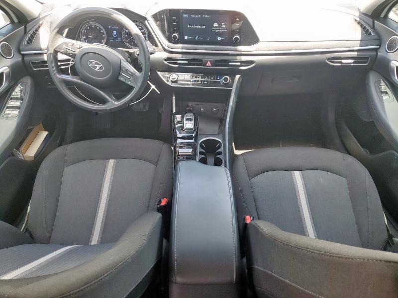 5NPEG4JA4MH110221 - 2021 HYUNDAI SONATA SE WHITE photo 8