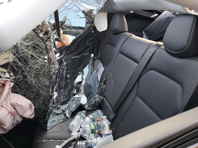 7SAYGDEE0TF365555 - 2026 TESLA MODEL Y Qara foto 10