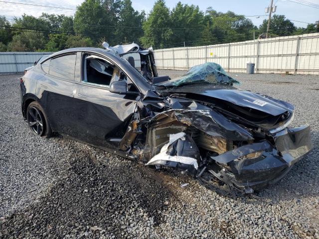 7SAYGDEE0TF365555 - 2026 TESLA MODEL Y Qara foto 4