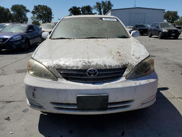 4T1BE32K14U294190 - 2004 TOYOTA CAMRY LE WHITE photo 5