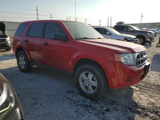 1FMCU02729KA33333 - 2009 FORD ESCAPE XLS RED photo 4