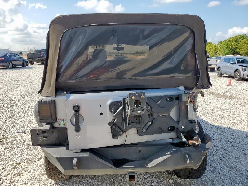 1C4BJWDG5EL104344 - 2014 JEEP WRANGLER U SPORT 银色 照片 6