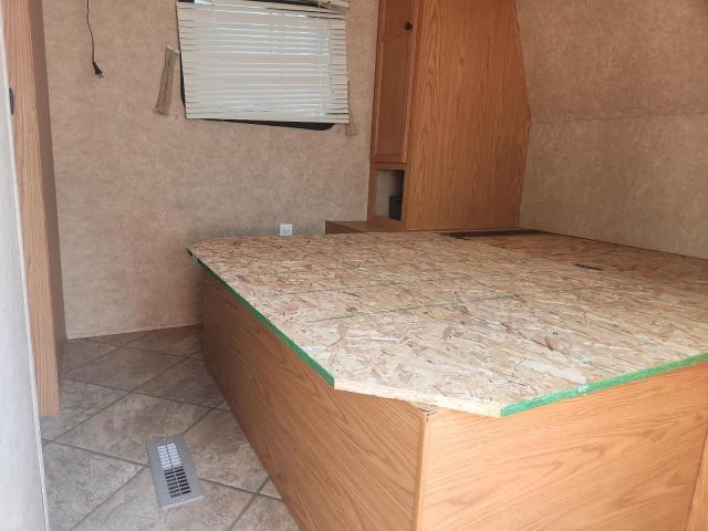 5SFEB3026BE223519 - 2011 HEARTLAND TRAIL RUNN Ağ foto 5