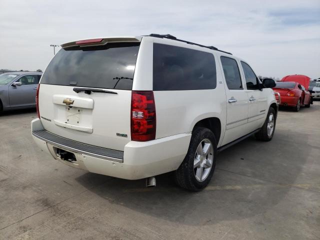 1GNUKKE33AR286814 - 2010 CHEVROLET SUBURBAN K1500 LTZ WHITE photo 4