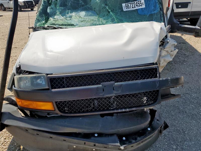 1GB3GSCBXK1274213 - 2019 CHEVROLET EXPRESS G3 白色 照片 11