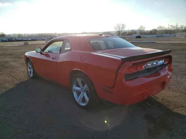 2B3CJ4DV5AH178072 - 2010 DODGE CHALLENGER SE RED photo 2