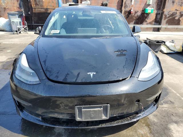 5YJ3E1EA1NF286648 - 2022 TESLA MODEL 3 BLACK photo 5