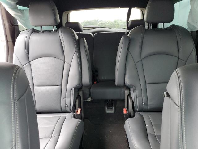 5GAERBKW9PJ160070 - 2023 BUICK ENCLAVE ESSENCE SILVER photo 10