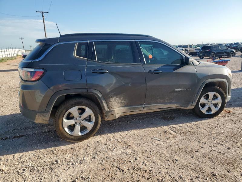 3C4NJCBB0JT248062 - 2018 JEEP COMPASS LATITUDE GRAY photo 3