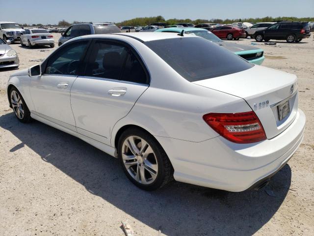 WDDGF8AB6DR241029 - 2013 MERCEDES-BENZ C300 300 4MATIC WHITE photo 2