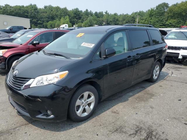 2014 TOYOTA SIENNA LE, 