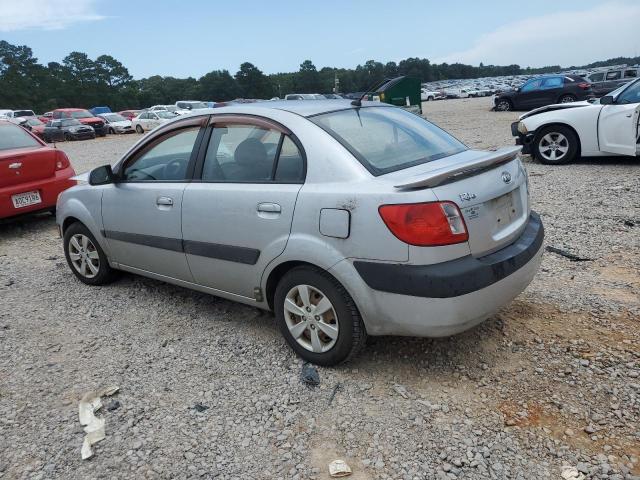 KNADE123886297914 - 2008 KIA RIO BASE SILVER photo 2