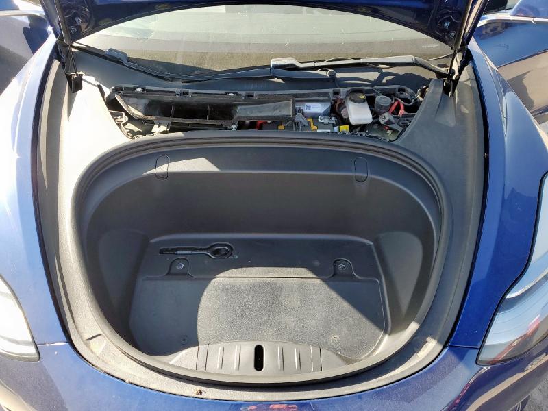 5YJ3E1EB5KF454991 - 2019 TESLA MODEL 3 BLUE photo 11