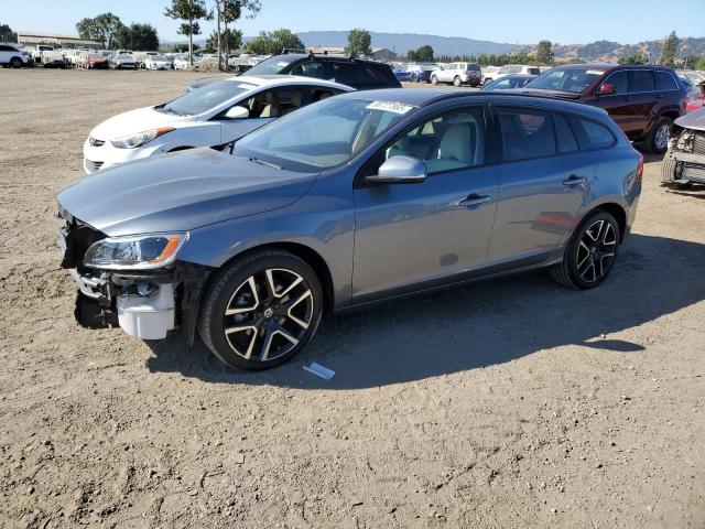 2018 VOLVO V60 T5 DYNAMIC, null