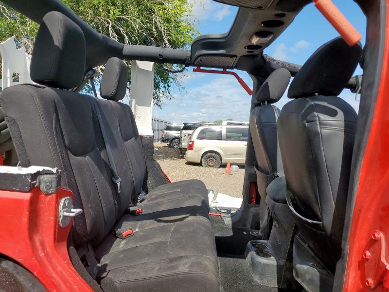 1C4BJWDG2FL508784 - 2015 JEEP WRANGLER U SPORT RED photo 10