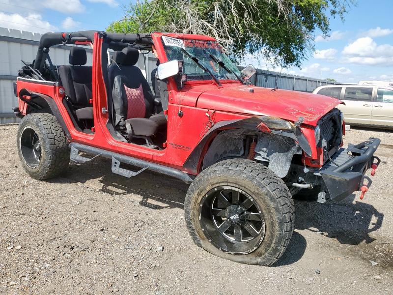 1C4BJWDG2FL508784 - 2015 JEEP WRANGLER U SPORT RED photo 4